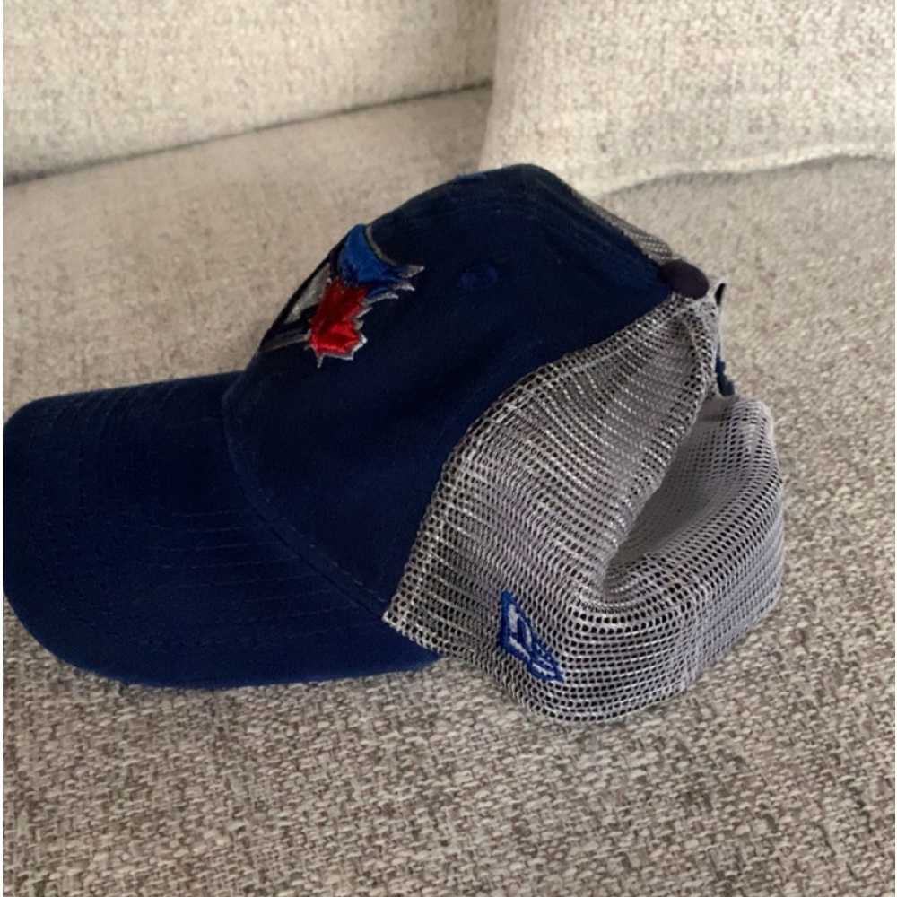 Brand new mens Toronto Blue Jays hat